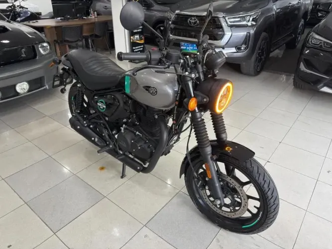 ROYAL ENFIELD ROYAL HUNTER 350 2025
