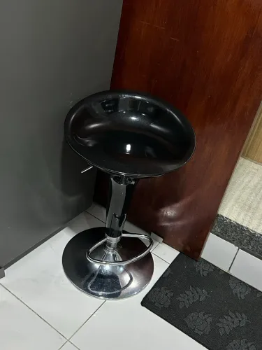 Banqueta giratória