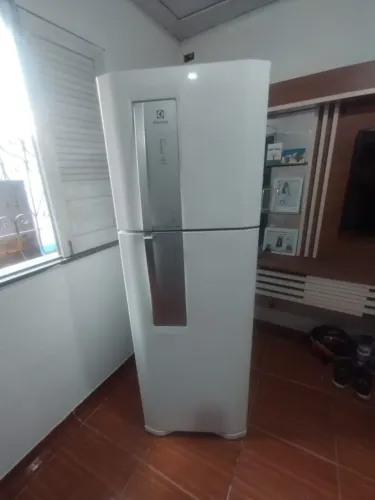 Geladeira Eletrolux DF42