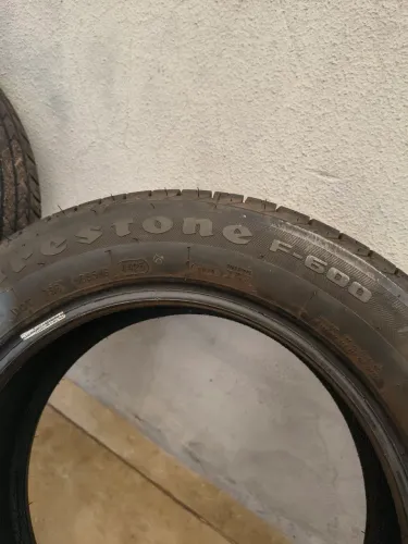 Par de pneus FIRESTONE 185/60 R15