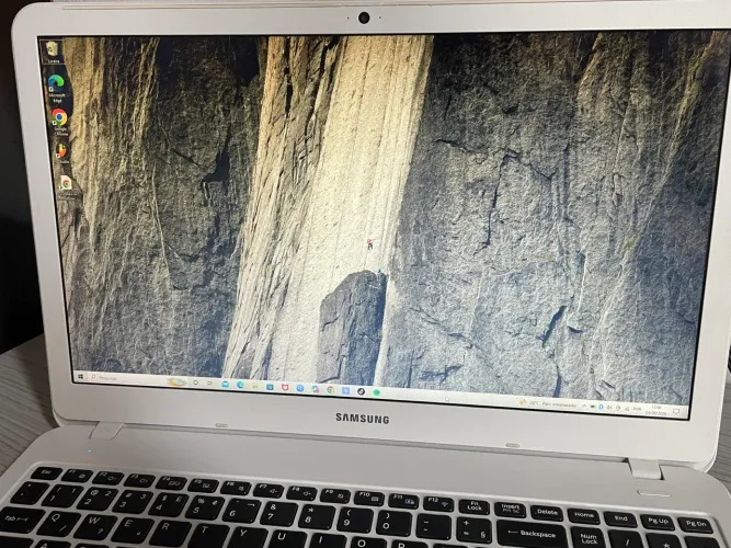 Notebook Samsung Essentials i3 7ª geração | 1TB | Funcionando perfeitamente