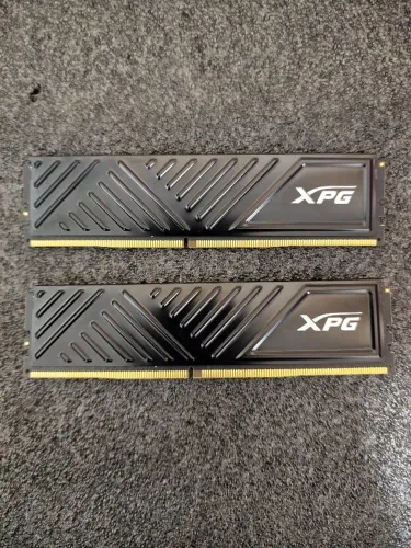 Memória RAM 16GB (2x8GB) XPG DDR4 3200MHz CL16 Preta