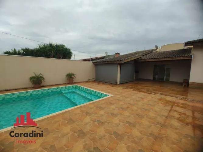 Casa estilo edicúla à venda bairro Maria Helena - Nova Odessa