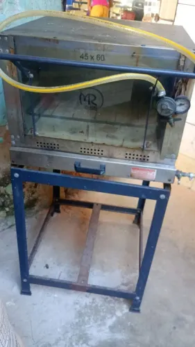 Vende-se forno