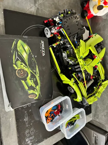 Carro lamborguini estilo Lego