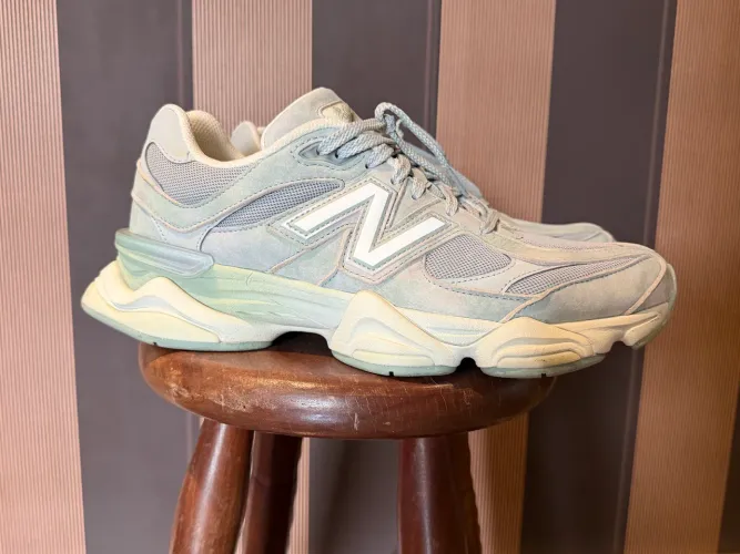 Tênis new balance 9060 Novissimo tamanho 43