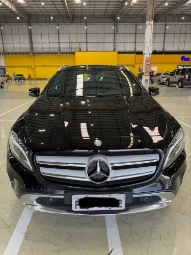 Mercedes-Benz GLA 250 Vision 2.0 TB 16V 211cv Aut. 2015