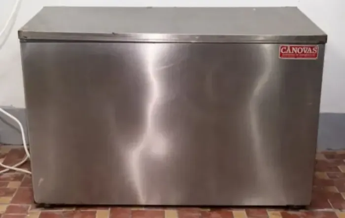 Bebedouro Industrial Suspenso Cânovas 180L - Funcionando Perfeitamente