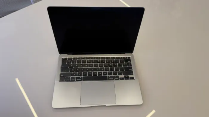 MacBook Air 2020 Core I3 8gb 256gb