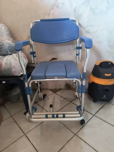 Cadeira de banho de alumínio