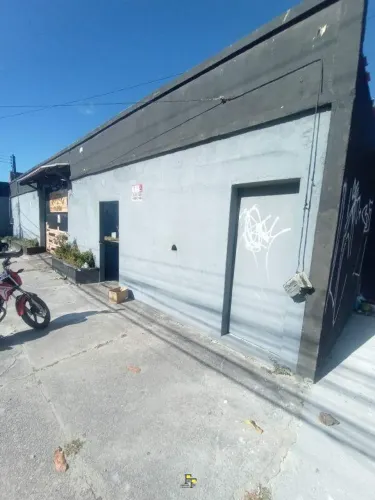 Parangaba Ponto Comercial 1.042m² na Av. João Pessoa, Vestuário, Escritório, Amplo Espaço.
