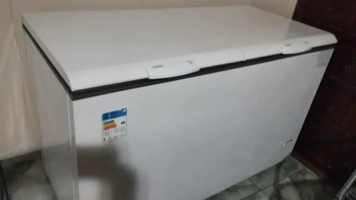 Freezer horizontal cônsul duas tampas