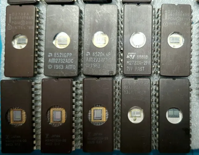 EPROM 27C32 EPROM 2732 MEMÓRIA COM JANELA KIT COM 10 PCS PERFEITAS