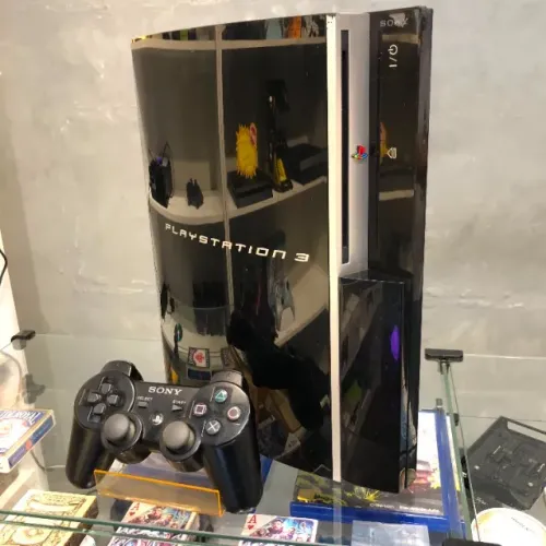 PlayStation 3 FAT Revisado + Controle DualShock 3 + Jogos - GeekGames
