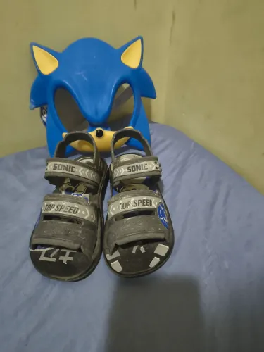 Papete do Sonic número 28 acompanha máscara