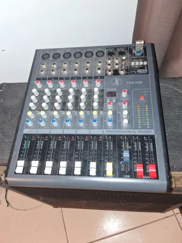 Mesa de som 6 canais jf