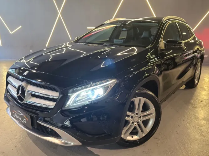 Mercedes-Benz GLA 200 Adv. 1.6/1.6 TB 16V Flex Aut. 2017