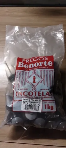 Vendo ou troco prego de telha