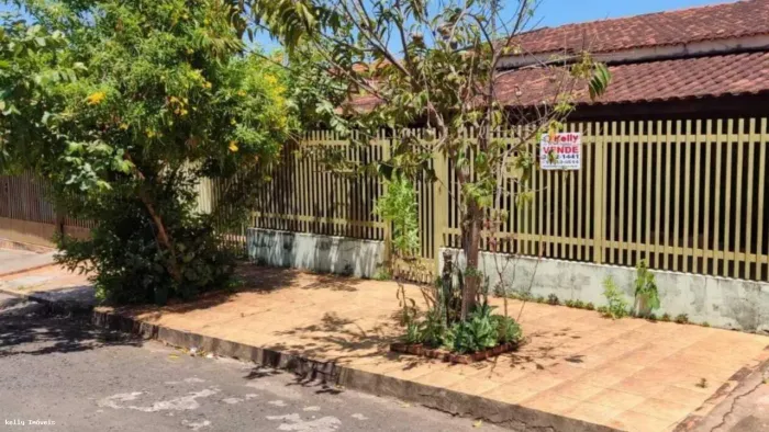 Casa para Venda em Martinópolis, Parque das Grevilhas, 2 dormitórios, 1 banheiro, 2 vagas