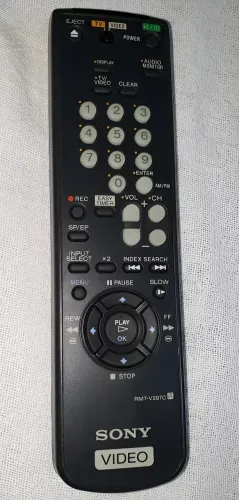 Controle Remoto Para Vídeo Cassete Sony Rmt-v297c Preto (Usado)