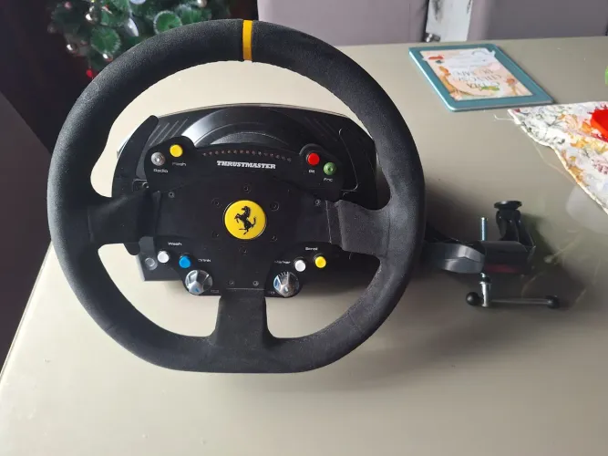 Volante Thrustmaster Ts-pc Racer Ferrari 488 Challenge Edition