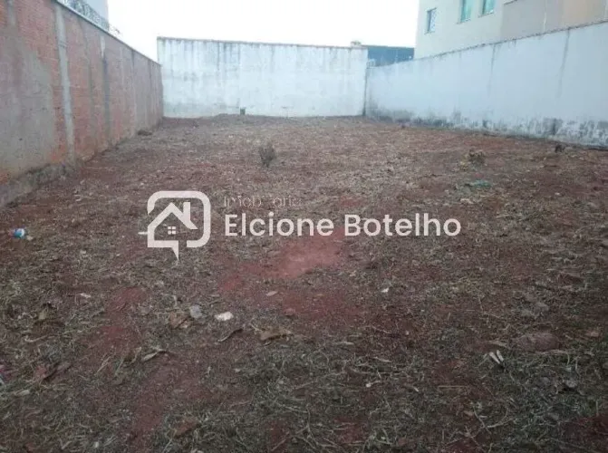 Terreno à venda, SANTA MONICA - Uberlândia/MG