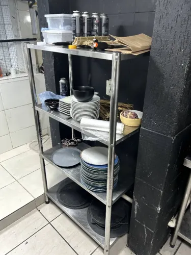 Estante inox 4 prateleiras
