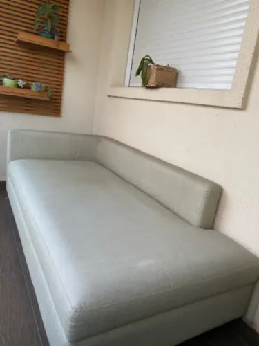 Sofá 3 Lugares + 4 Almofadas