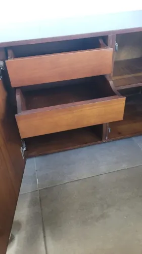Buffet/Aparador de Madeira - Excelente Estado