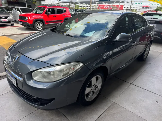 Renault Fluence Sed. Dynamique 2.0 16V Flex Aut. 2014