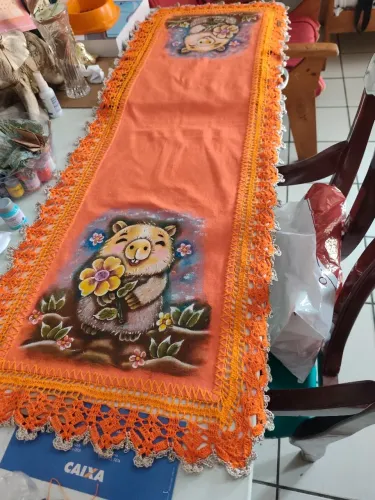 Vendo trilho de mesa, totalmente feito a mao