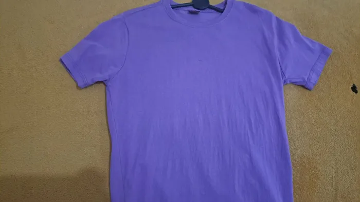 Camisa básica lilás tamanho M