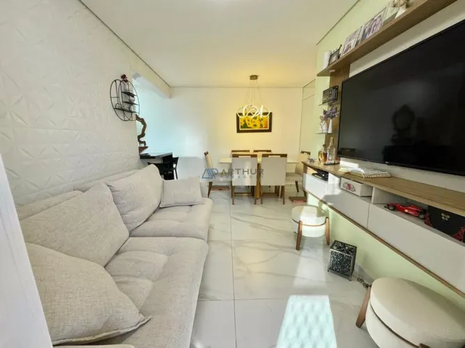 Apartamento à venda em Praia Grande no Canto do Forte 2 dormitórios Vista Mar