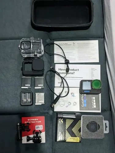 Go Pro Hero 11 com filtro nd variavel 2-32, 3 baterias, carregador, case, bag e acessórios