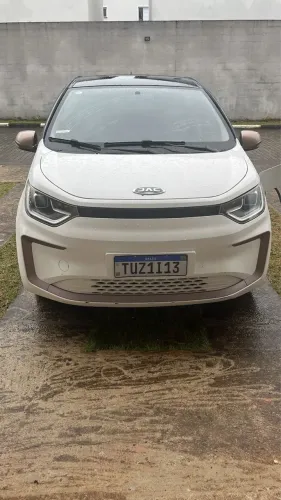 JAC E-JS1 62cv 5P Aut. (elétrico) 2025