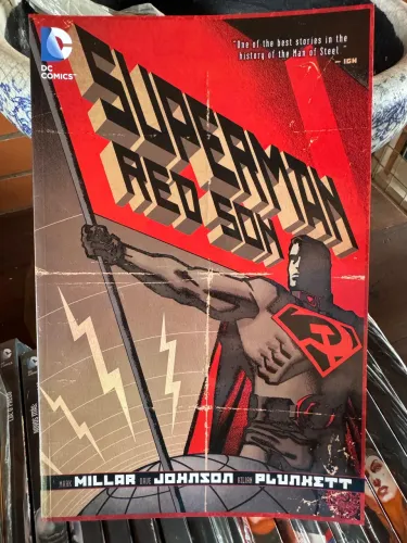 Quadrinho HQ DC superman red son