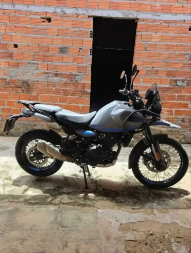 Himalayn 450 a venda.