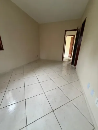 Imóvel para aluguel tem 100 metros quadrados com 3 quartos em Jardim Mariléa - Rio das Ost