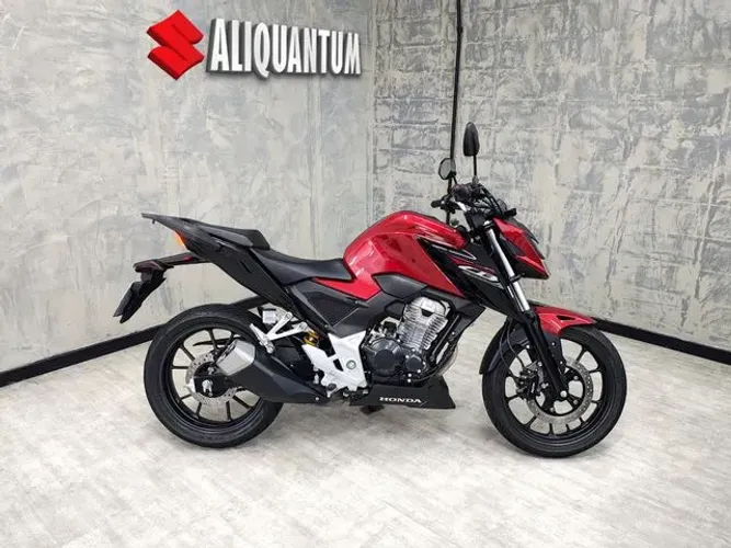 Honda CB 300F Twister Flex