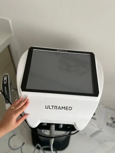 Ultrassom Microfocado HIFU - ULTRAMED + Caixa de transporte personalizada.
