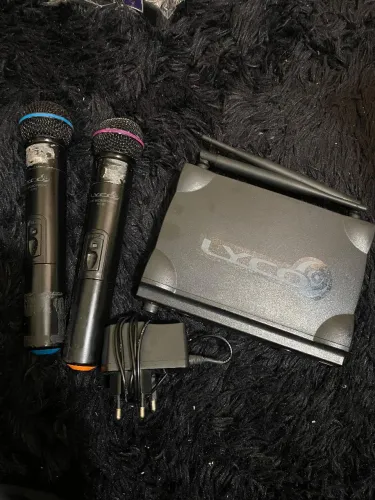 Par de microfones sem fio Lyco