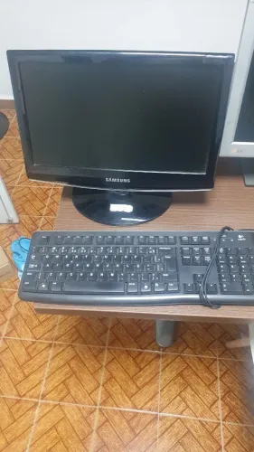 Computador e monitor Dell