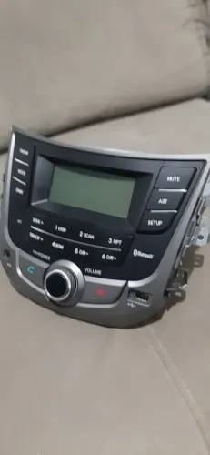 Rádio Som Hyundai Original linha HB20, HB20S e HB20X - 2012 a 2019 Bluetooth - Usado