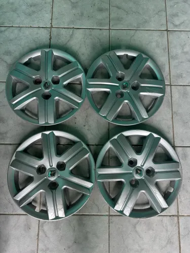 Calotas original Kwid