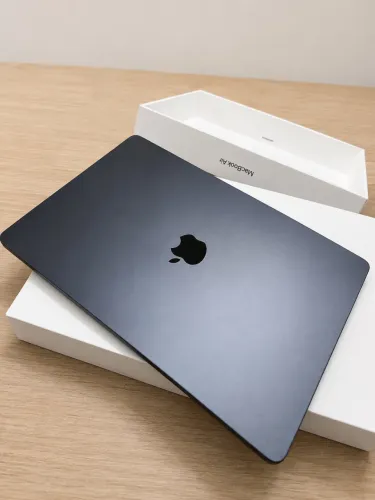 MacBook Air M3 15.3?- 16GB RAM | 256GB SSD | Impecável