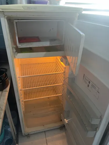 Geladeira Brastemp 310 litros em perfeito estado