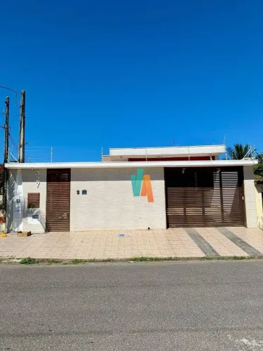 Casa com 3 dormitórios à venda por R$ 1.100.000,00 - Praia das Palmeiras - Caraguatatuba/S