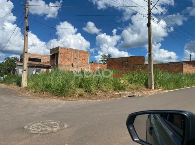 Lote em Senador Canedo - Residencial Dona Genesi Lote à Venda, 392.00 por R$ 190000.00 no