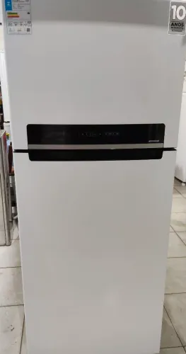 Geladeira Tecnologia Inverter Bivolt 110/220V