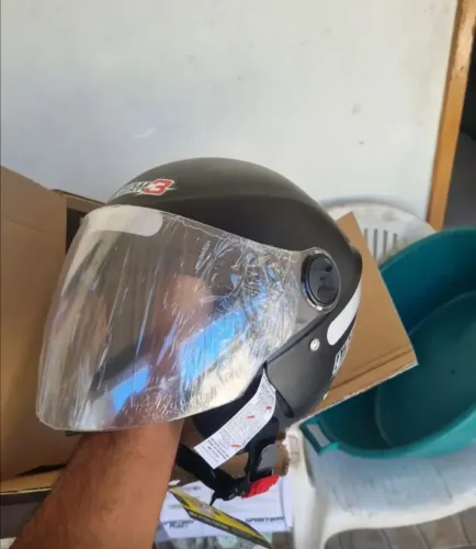 Capacete número 60 novo